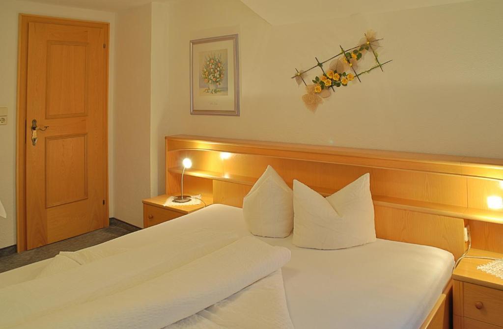 Gaestehaus Resi Jerzens Habitación foto